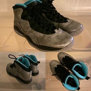 Jordan 11 Statue of Liberty Sz 11